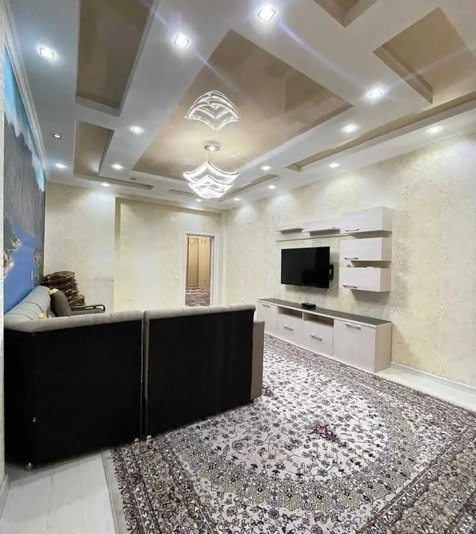2-комн. квартира, 12 этаж, 80м², И.Сомони