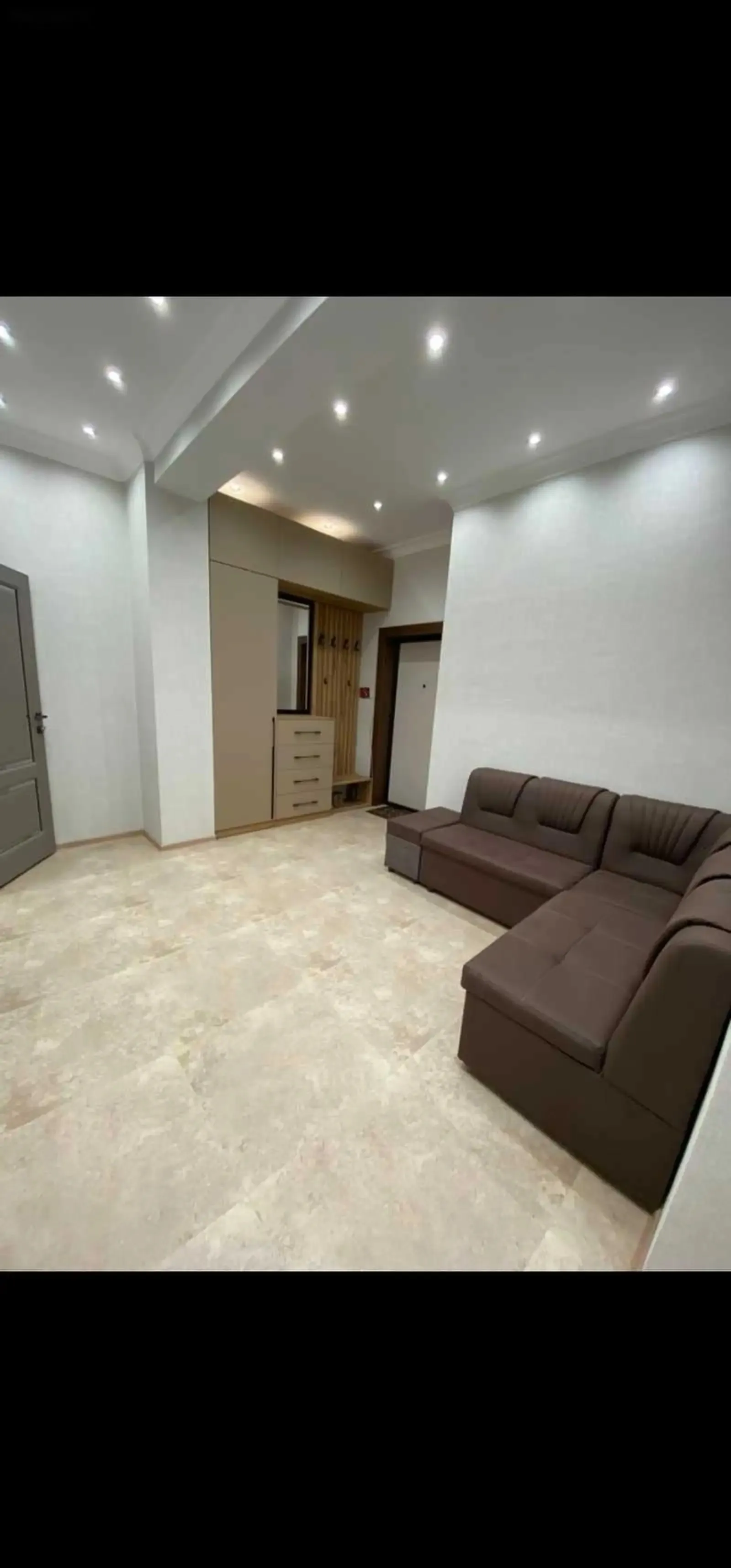2-комн. квартира, 12 этаж, 80м², пушти овир