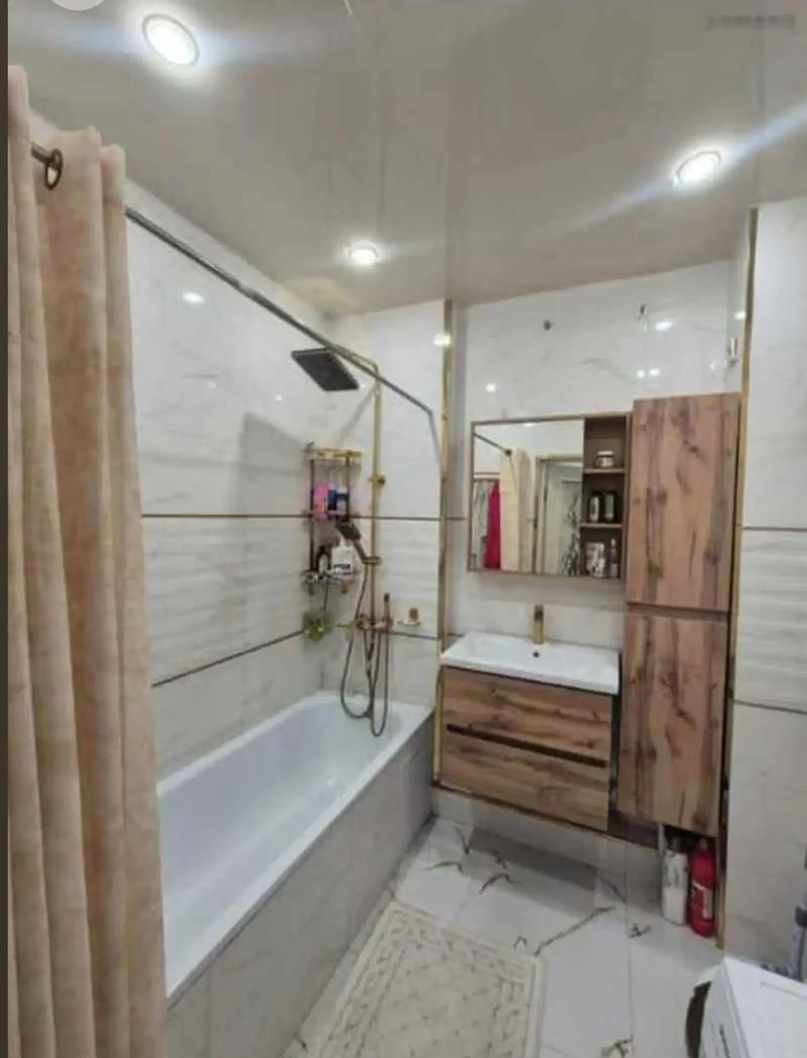 3-комн. квартира, 15 этаж, 94м², 91мкр (оши 91)