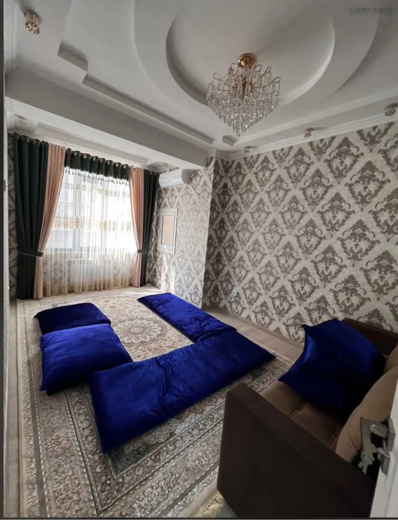 2-комн. квартира, 3 этаж, 55м², Гуля голд, Скорый
