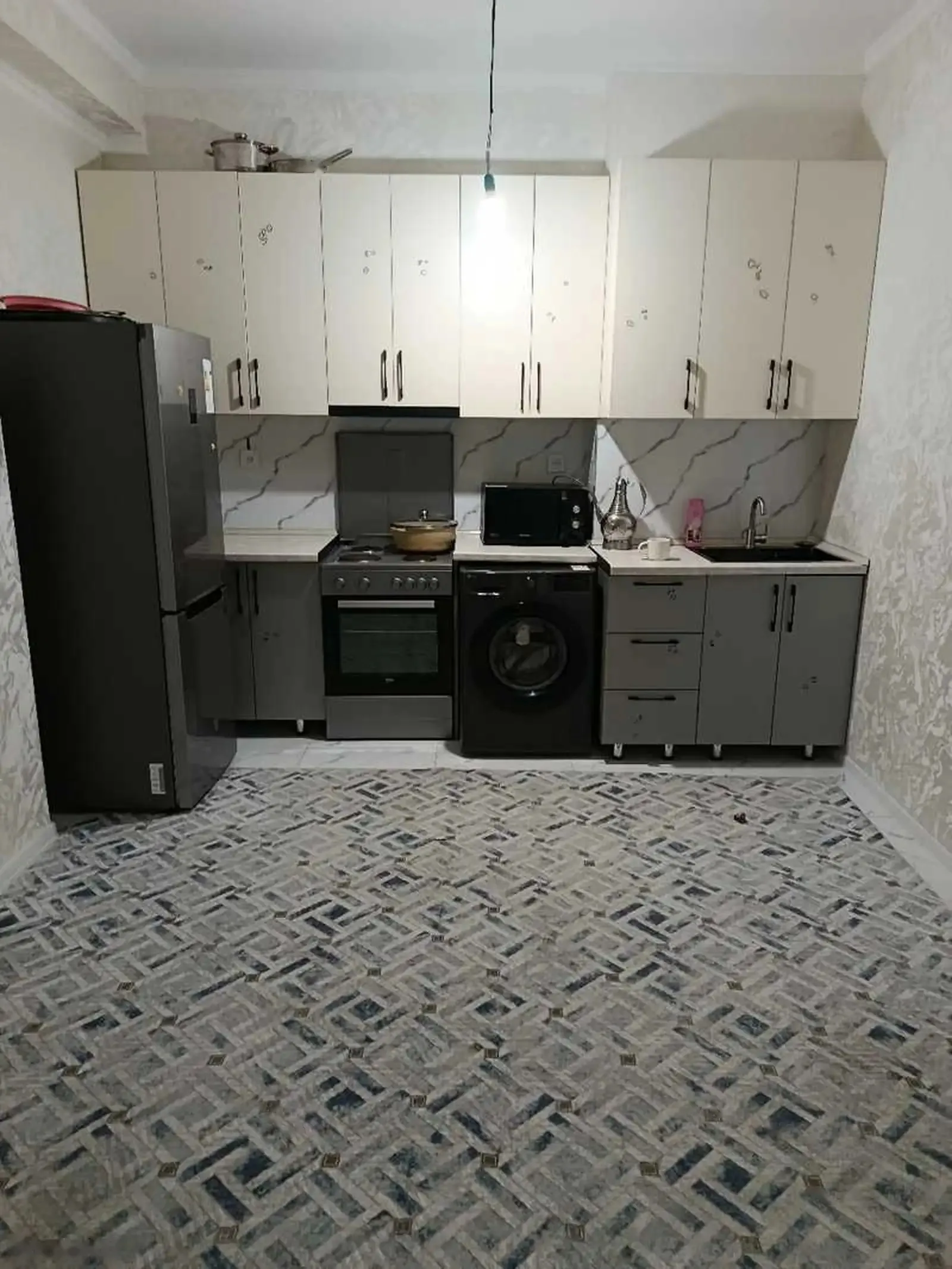 2-комн. квартира, 8 этаж, 65м²,  назди политехнический институт
