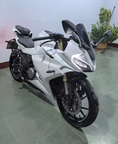 Мотоцикл CF250SR