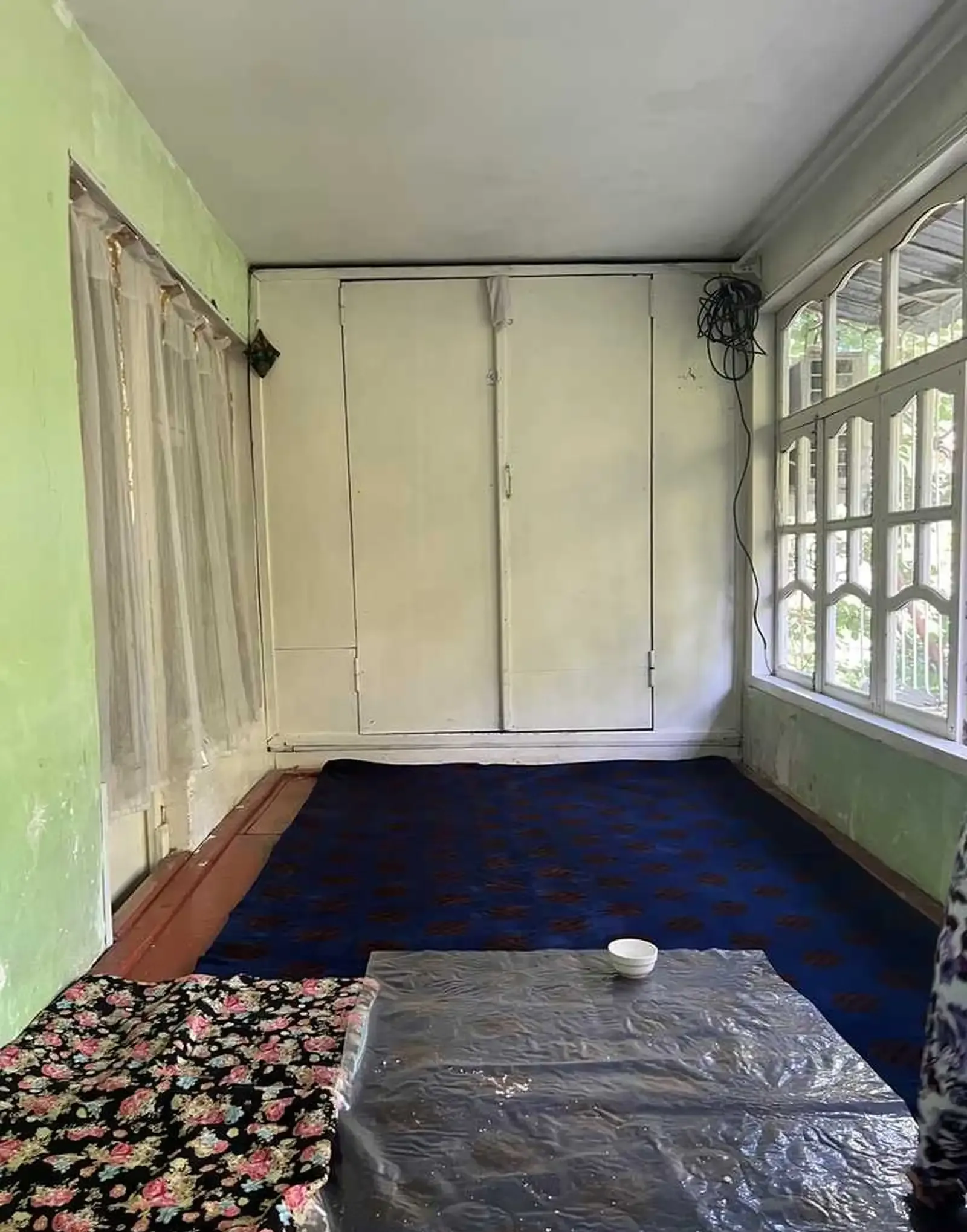2-комн. квартира, Цокольный этаж, 85м², 102мкр, Халоват