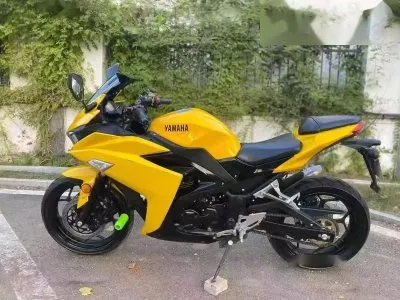 Мотоцикл Yamaha R