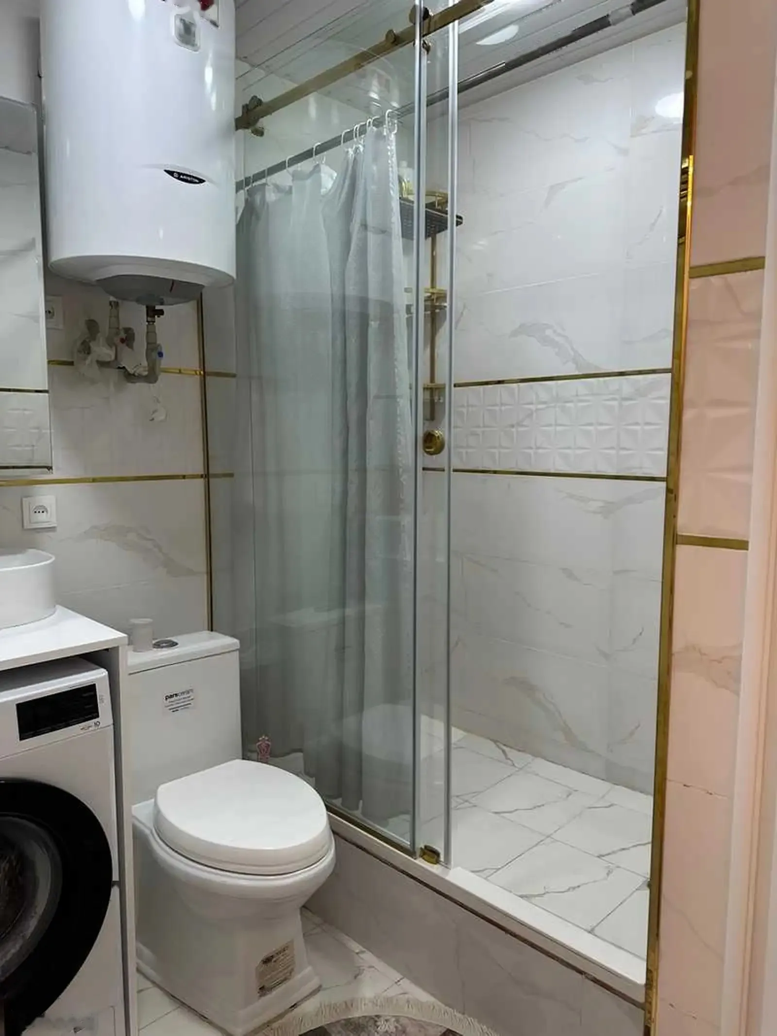 2-комн. квартира, 1 этаж, 50м², Фирдавси
