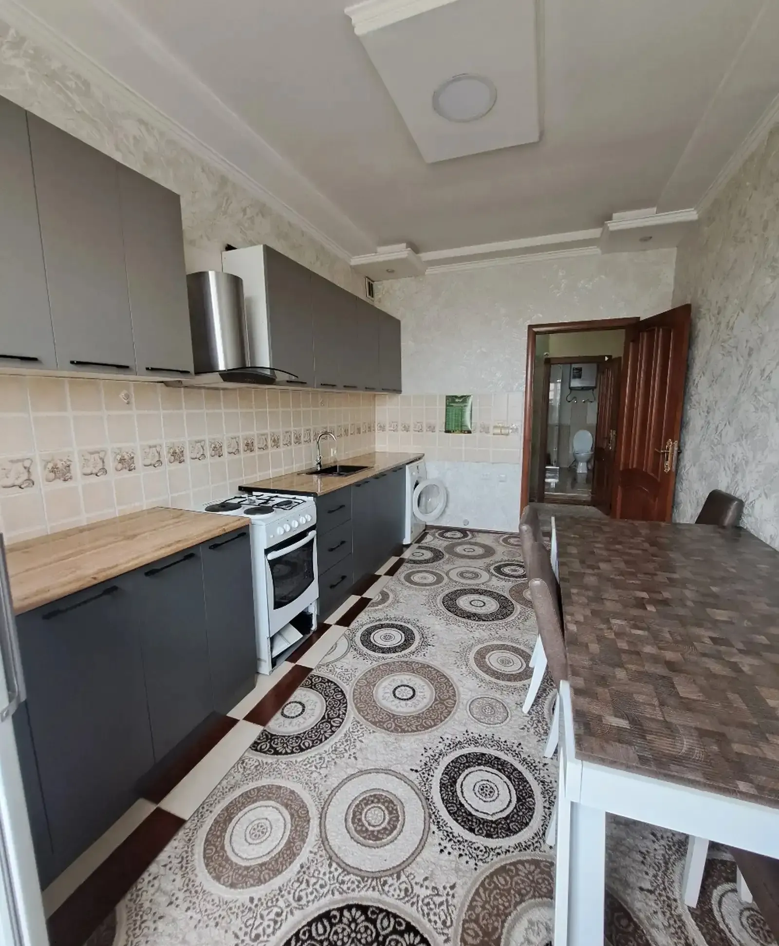 3-комн. квартира, 5 этаж, 90м², 112 мкр қурутобхонаи олим