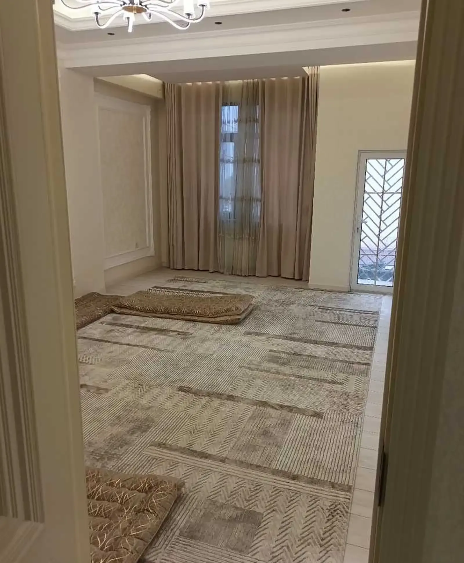 2-комн. квартира, 3 этаж, 70м², 91 МКР Масҷиди Қатар