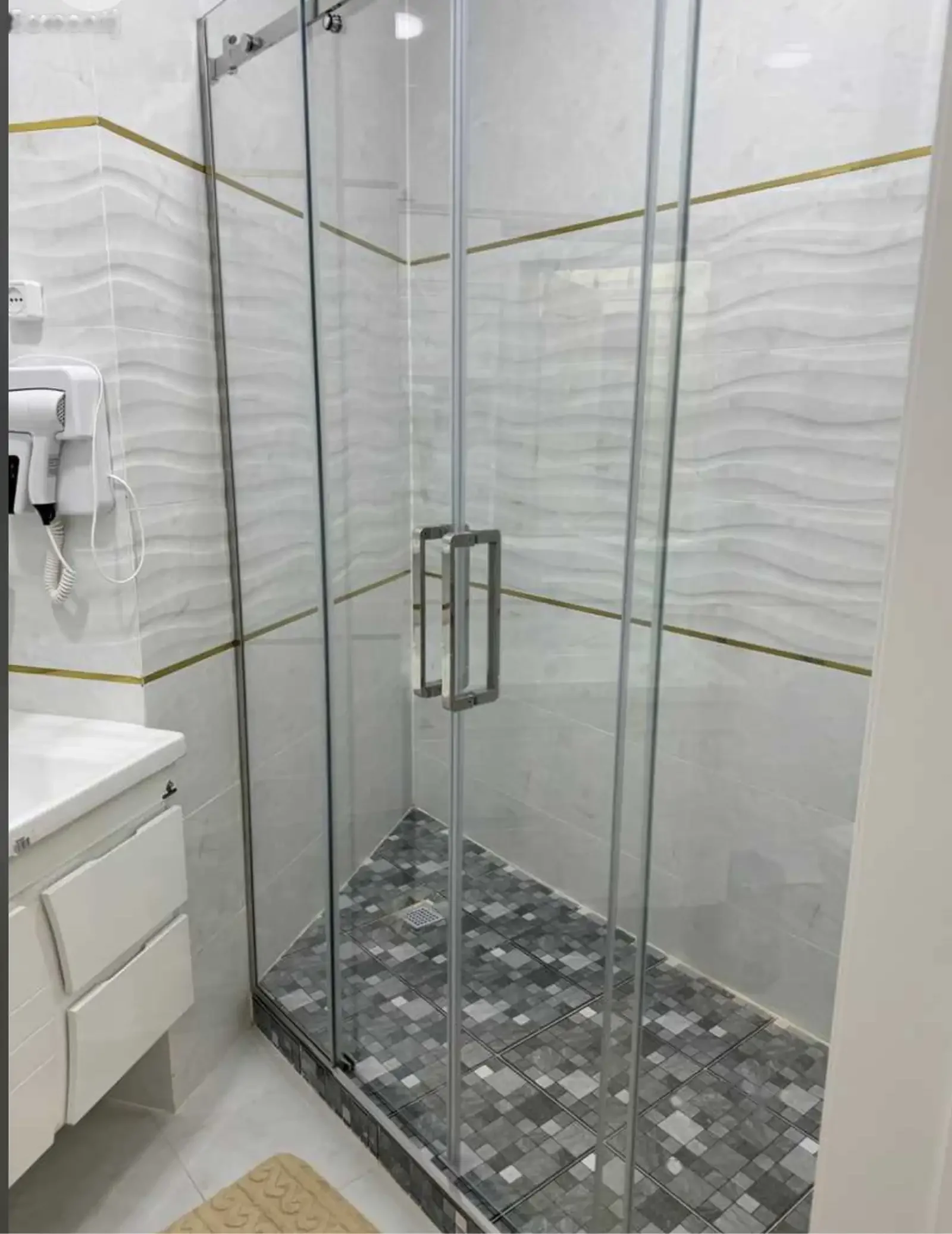 3-комн. квартира, 8 этаж, 100м², Домпечать роддом