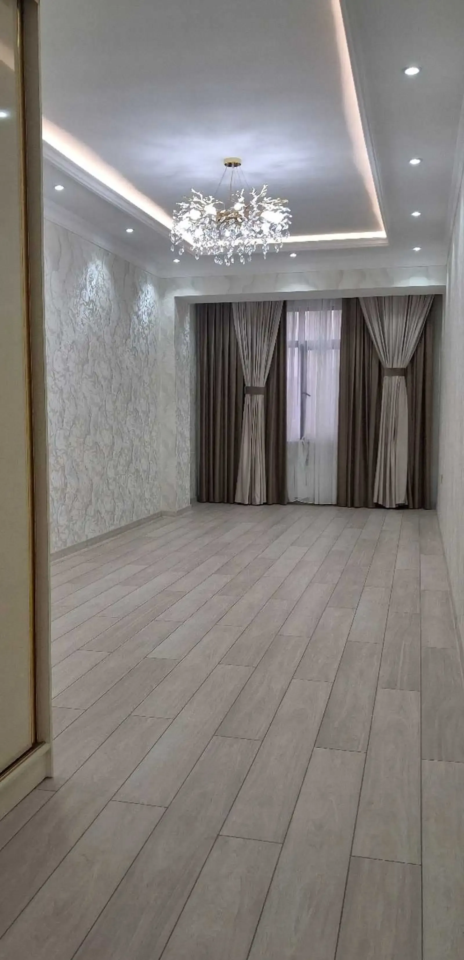 3-комн. квартира, 6 этаж, 150м², Аэропорт