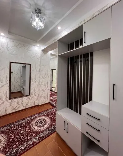 3-комн. квартира, 2 этаж, 98м², сомони