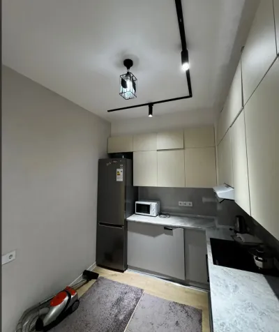 2-комн. квартира, 14 этаж, 65м², Шохмансур