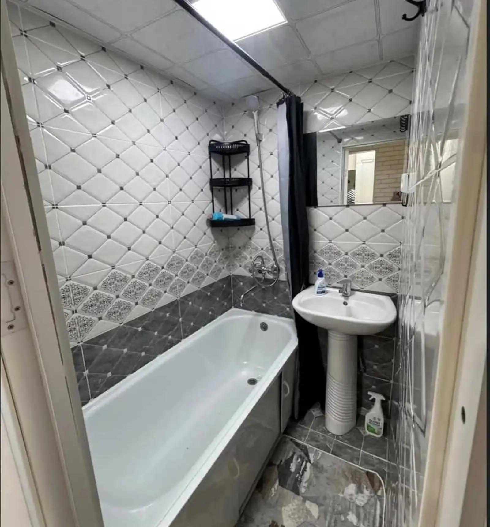 3-комн. квартира, 3 этаж, 59м², 102 мкр