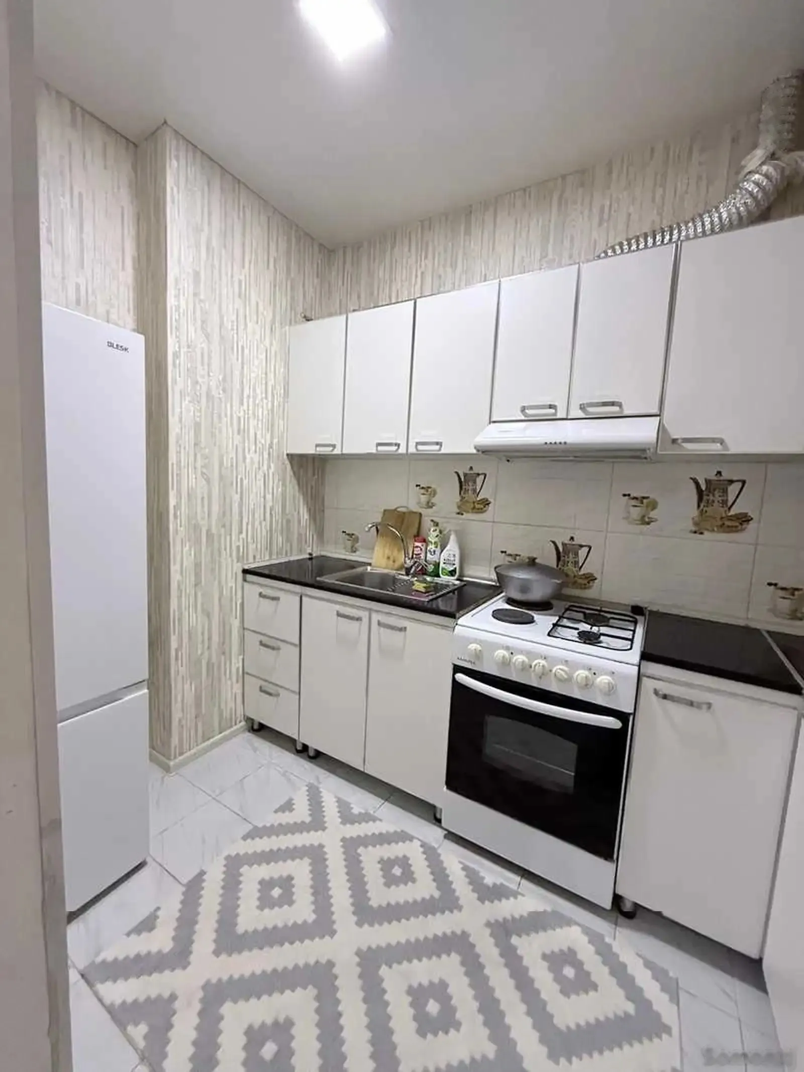 2-комн. квартира, 11 этаж, 63м², Пайкар дом печати