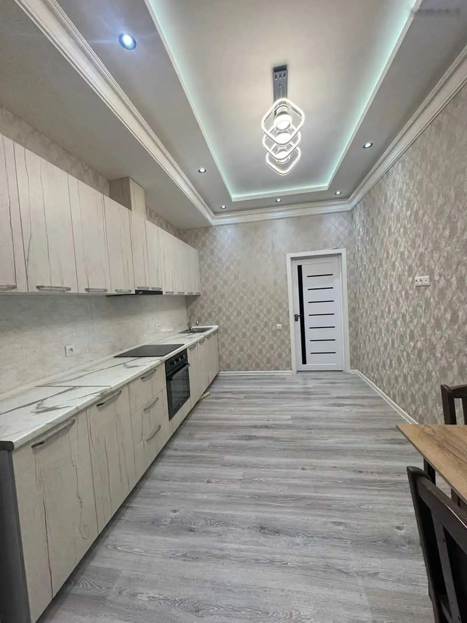 2-комн. квартира, 2 этаж, 118м², Мадраса, пеши Воданасос