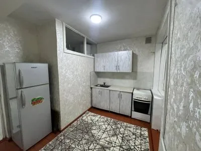 2-комн. квартира, 5 этаж, 60м², Фирдавси