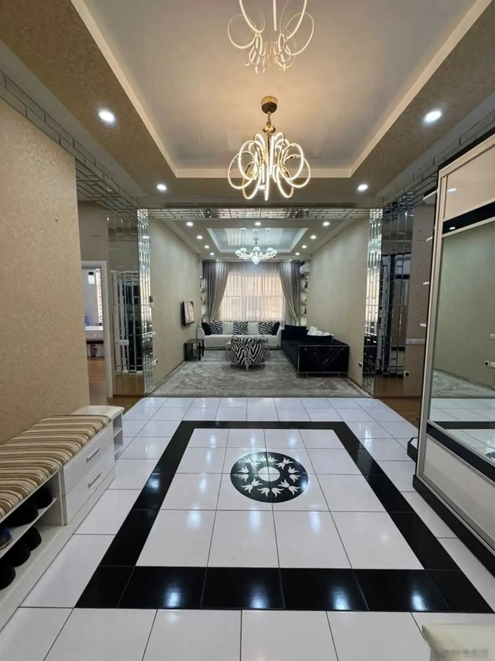 3-комн. квартира, 3 этаж, 118м², овир Султанбей
