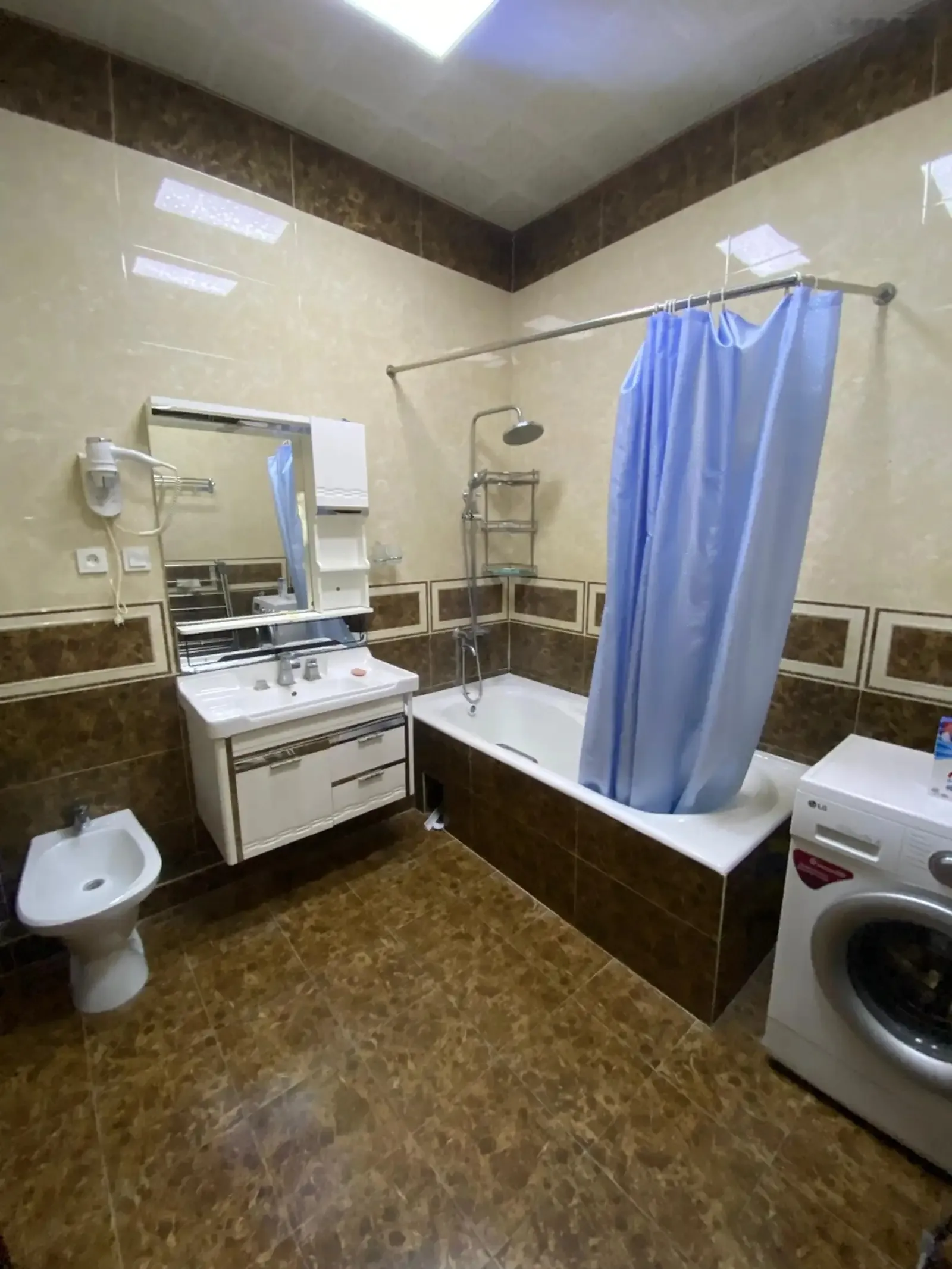 2-комн. квартира, 12 этаж, 111м², Посольствои Туркия