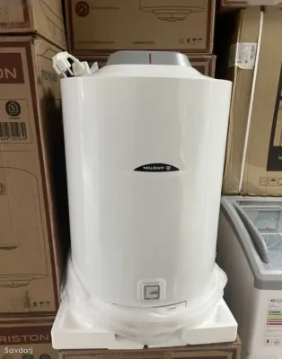 Водонагреватель Ariston 80л