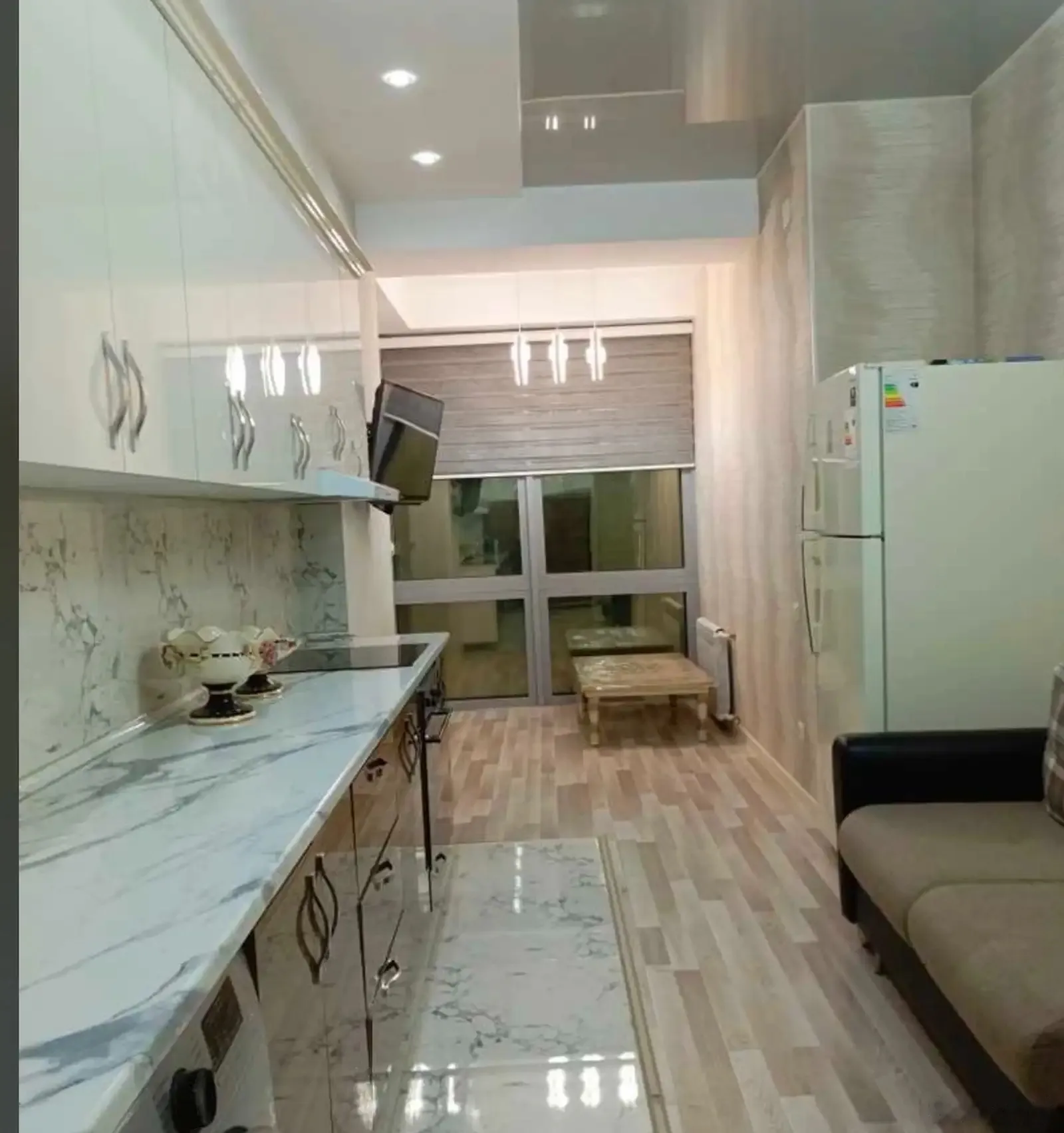 3-комн. квартира, 9 этаж, 132м², сомони