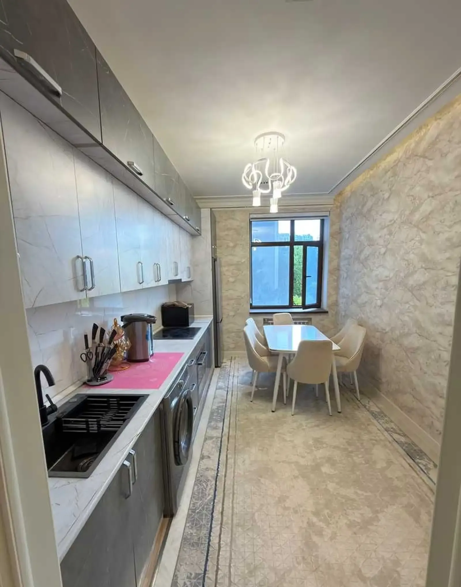 3-комн. квартира, 4 этаж, 80м², Улица Шириншох Шотемура, 75/2