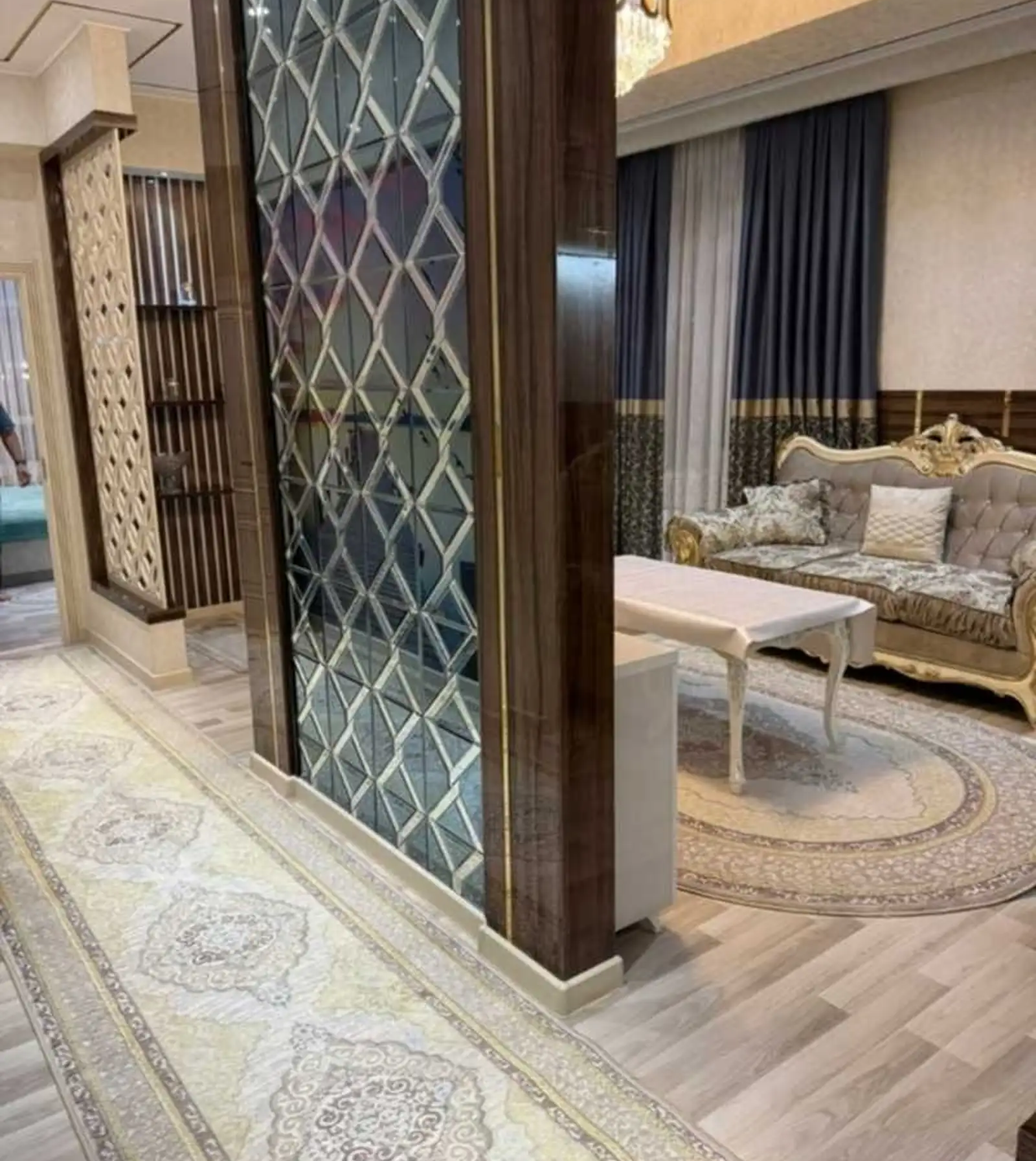 3-комн. квартира, 13 этаж, 110м², Шохмансур ру баруи Садбарг дом книжный мир Гелос