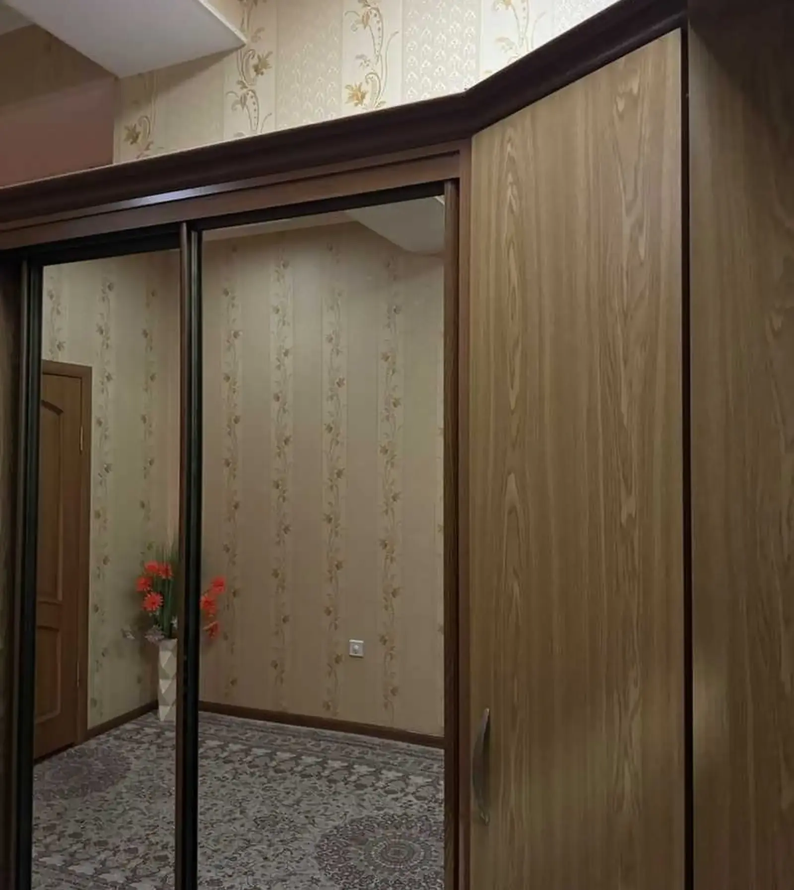 2-комн. квартира, 6 этаж, 97м², сино