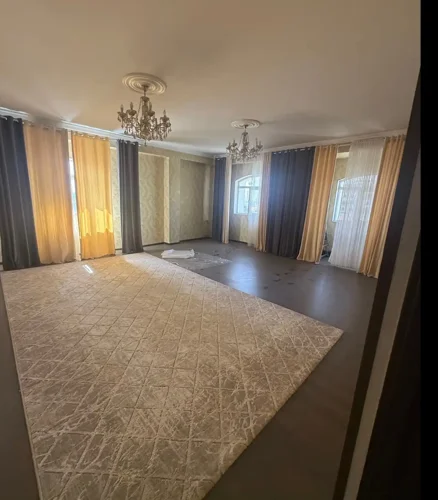 3-к квартира, 4 этаж, 100 м²