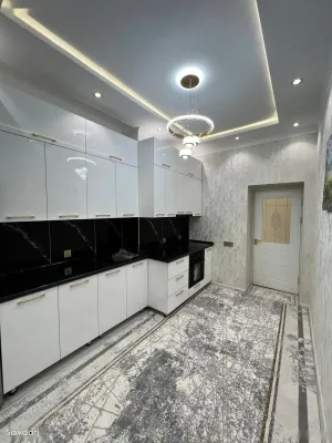 3-комн. квартира, 3 этаж, 82 м², сино