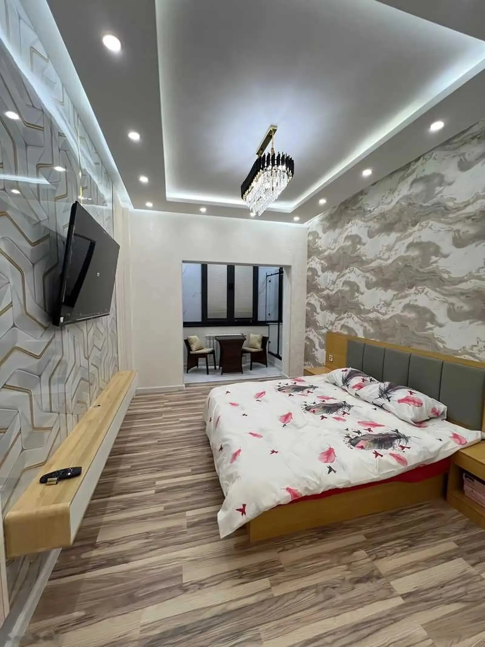4-комн. квартира, 3 этаж, 138м², 102 мкр, пушти ресторани Шахриёр