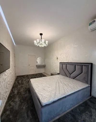 2-комн. квартира, 12 этаж, 77м², Овир
