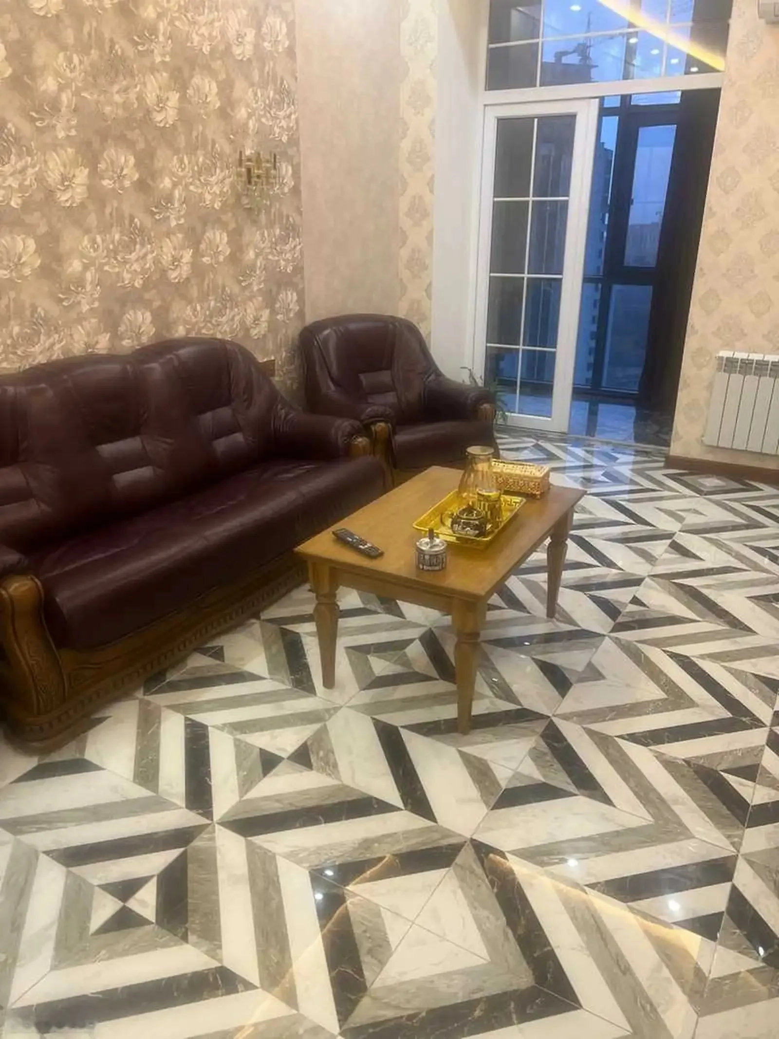 1-комн. квартира, 17 этаж, 75 м², ОВИР