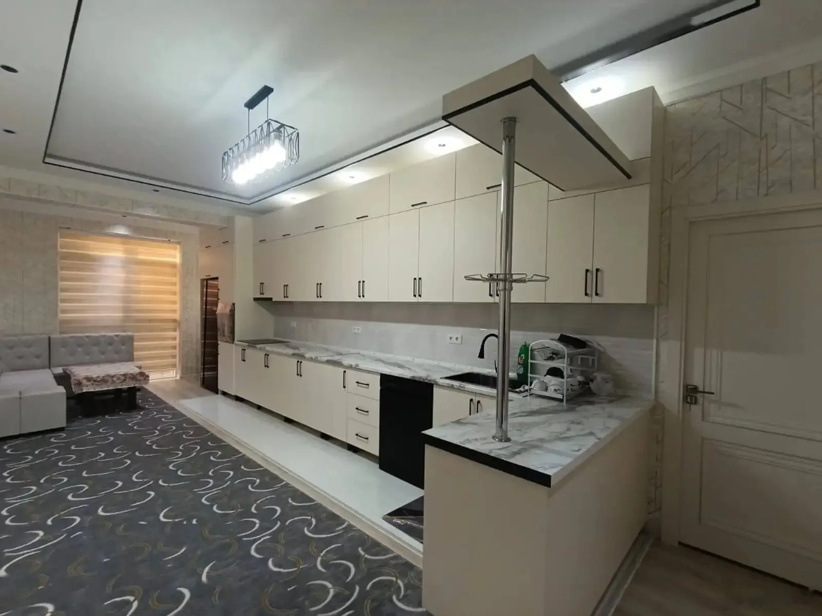 3-комн. квартира, 4 этаж, 140м², пайкари таможенный