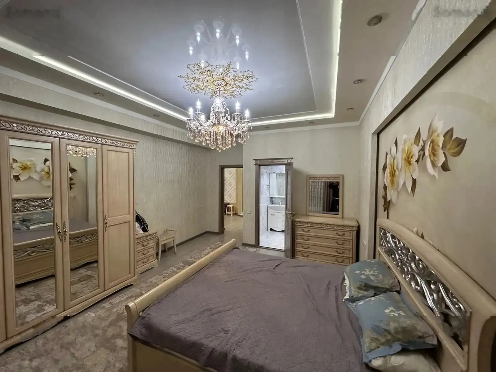 4-комн. квартира, 11 этаж, 200м², Опера и Балет