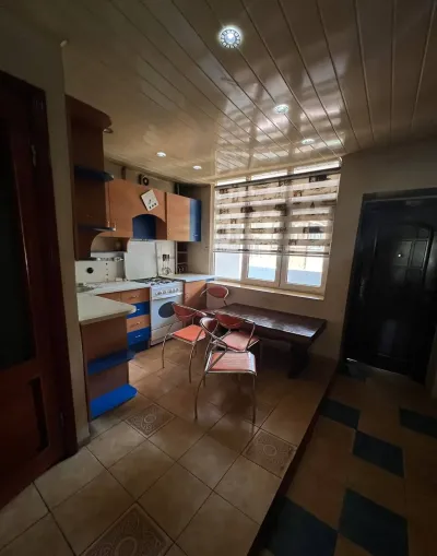 2-комн. квартира, 5 этаж, 50 м², Исмоили Сомони, цум, Сегафредо