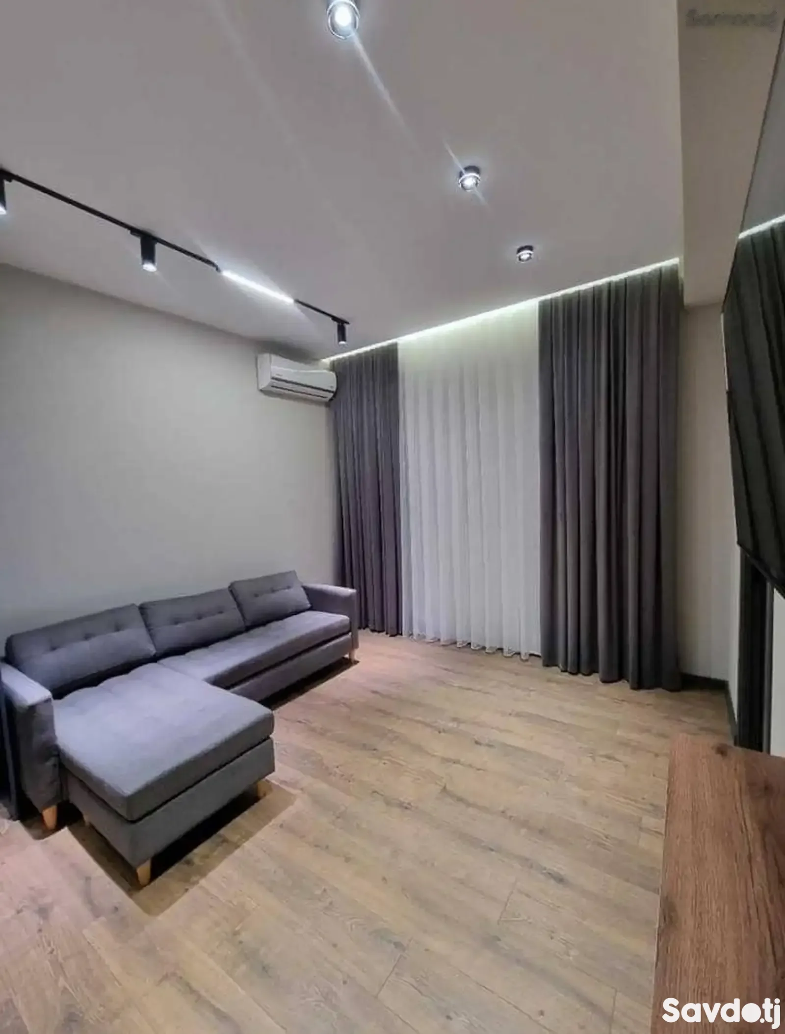 2-комн. квартира, Цокольный этаж, 63м², 18 микрорайон