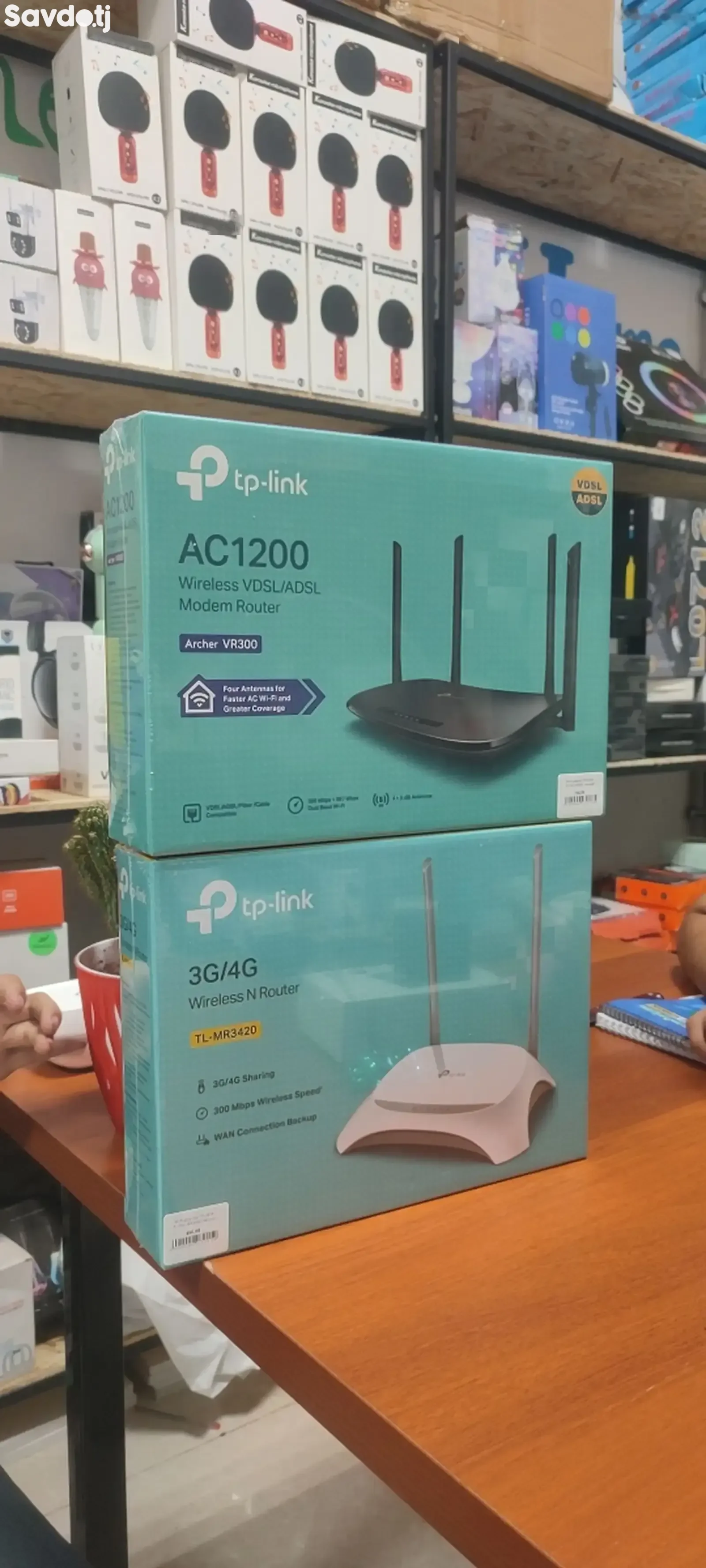 Wi-Fi роутер TP-LINK Archer MR100 черный
