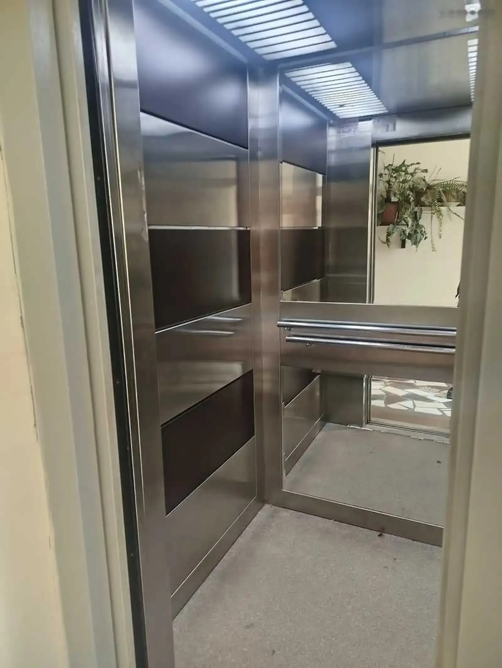 2-комн. квартира, 5 этаж, 58м², овир