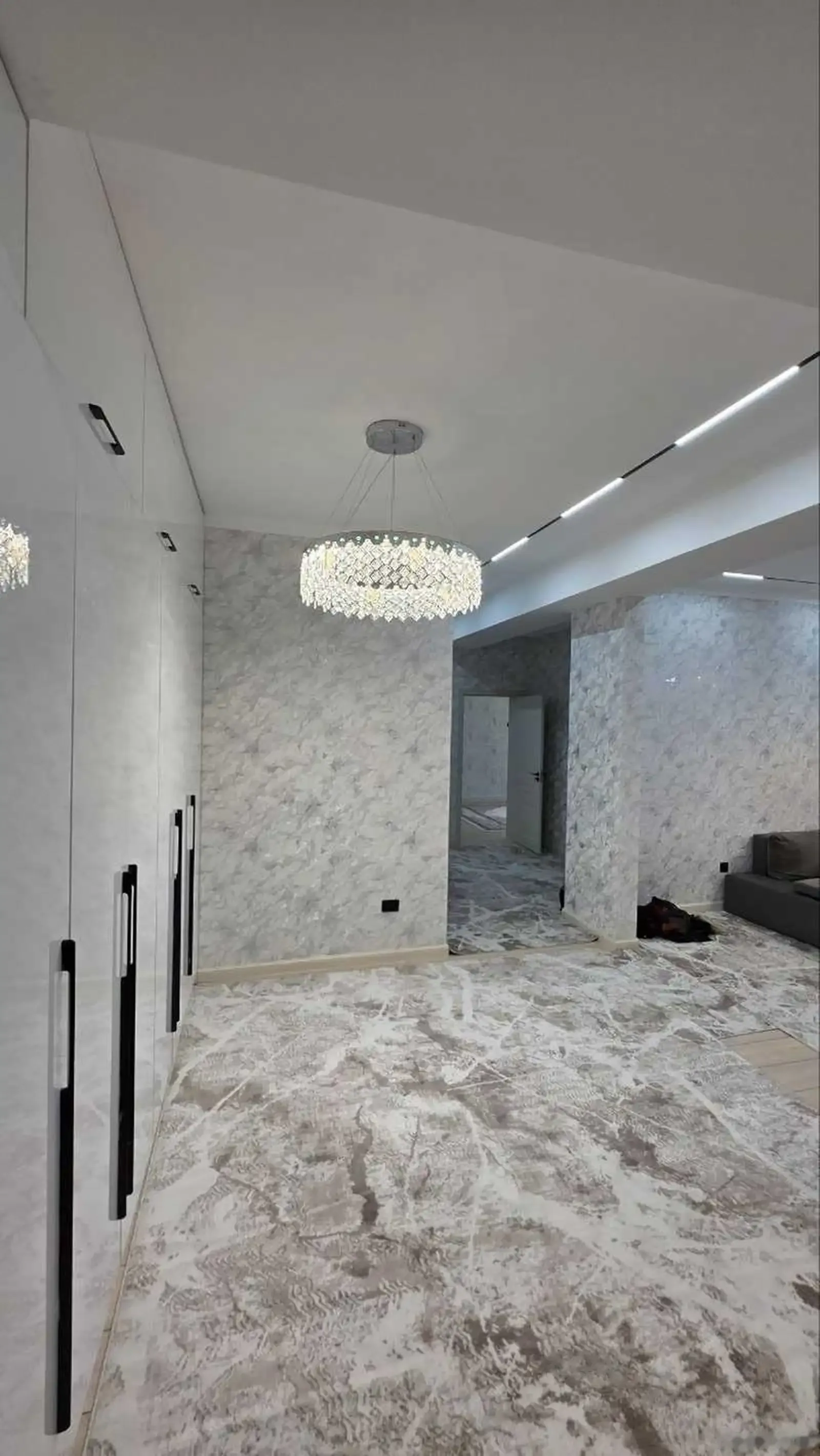 3-комн. квартира, 15 этаж, 104м², Шоҳмансур, Айни