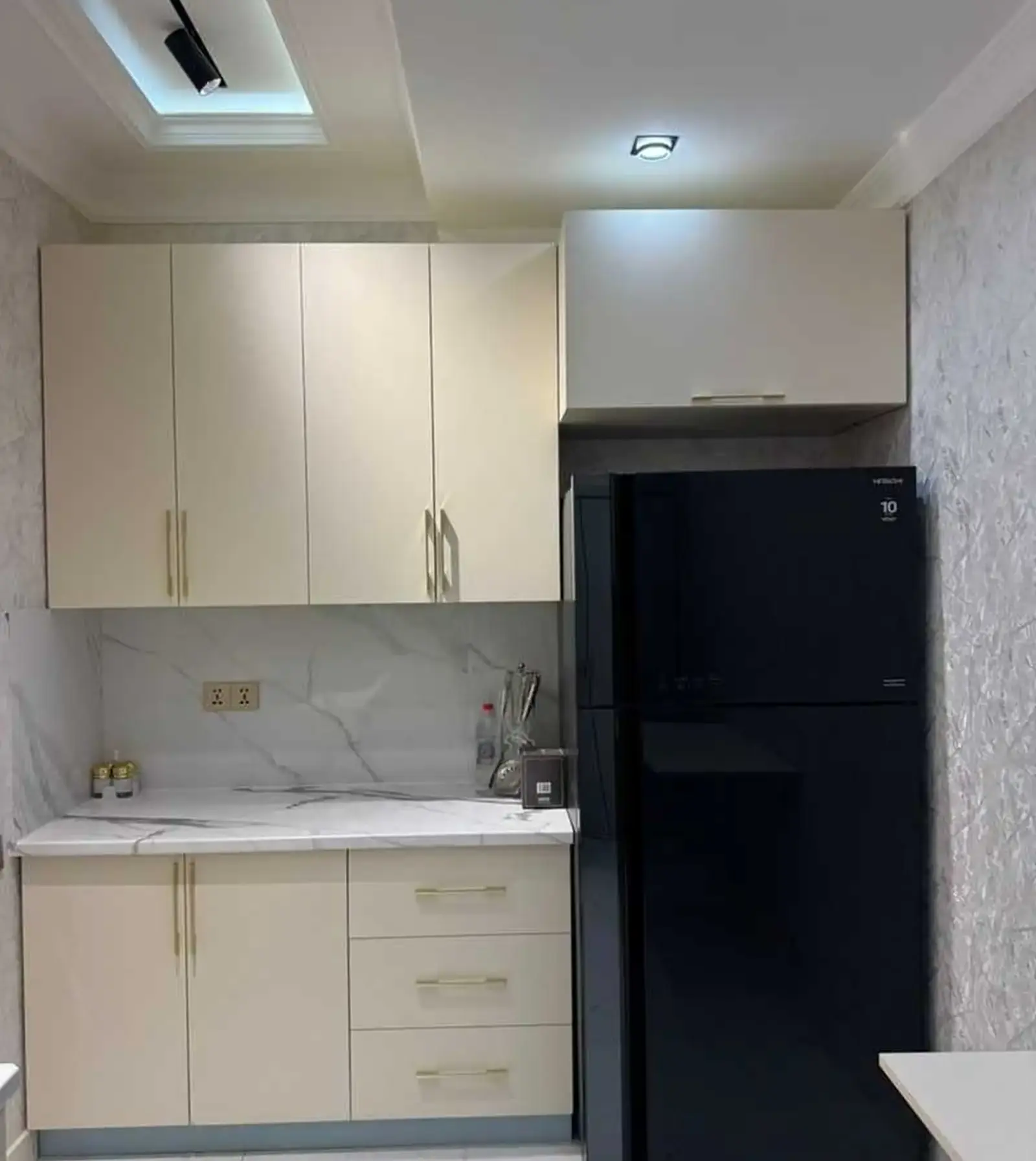 2-комн. квартира, 6 этаж, 65м², Сино