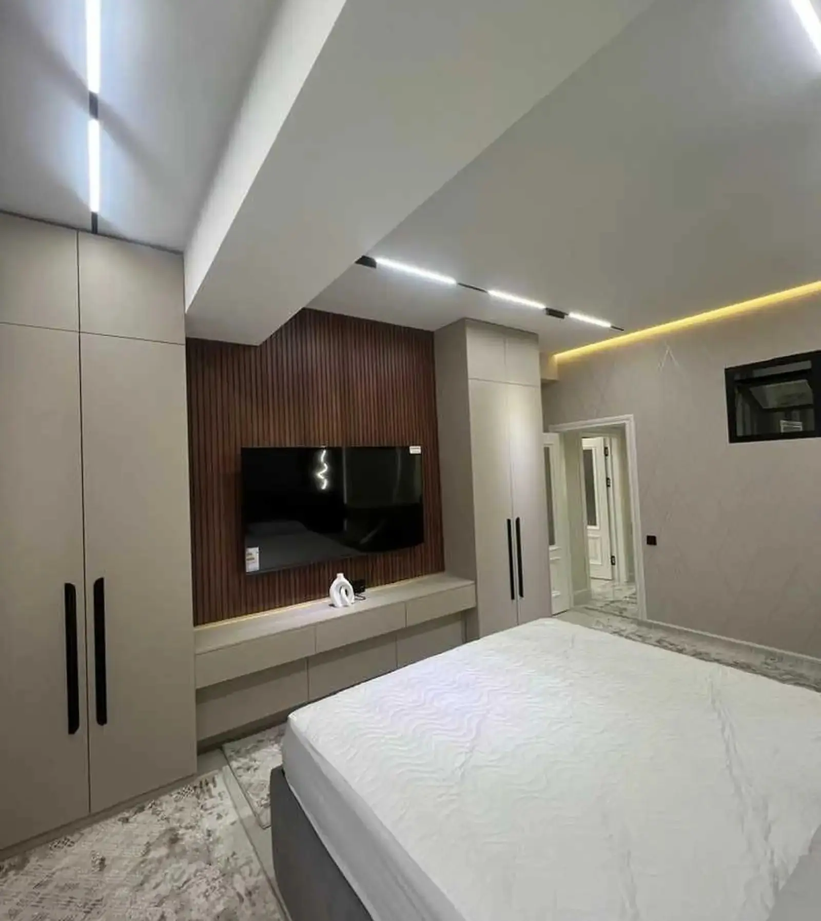 2-комн. квартира, 10 этаж, 78м², Сомони