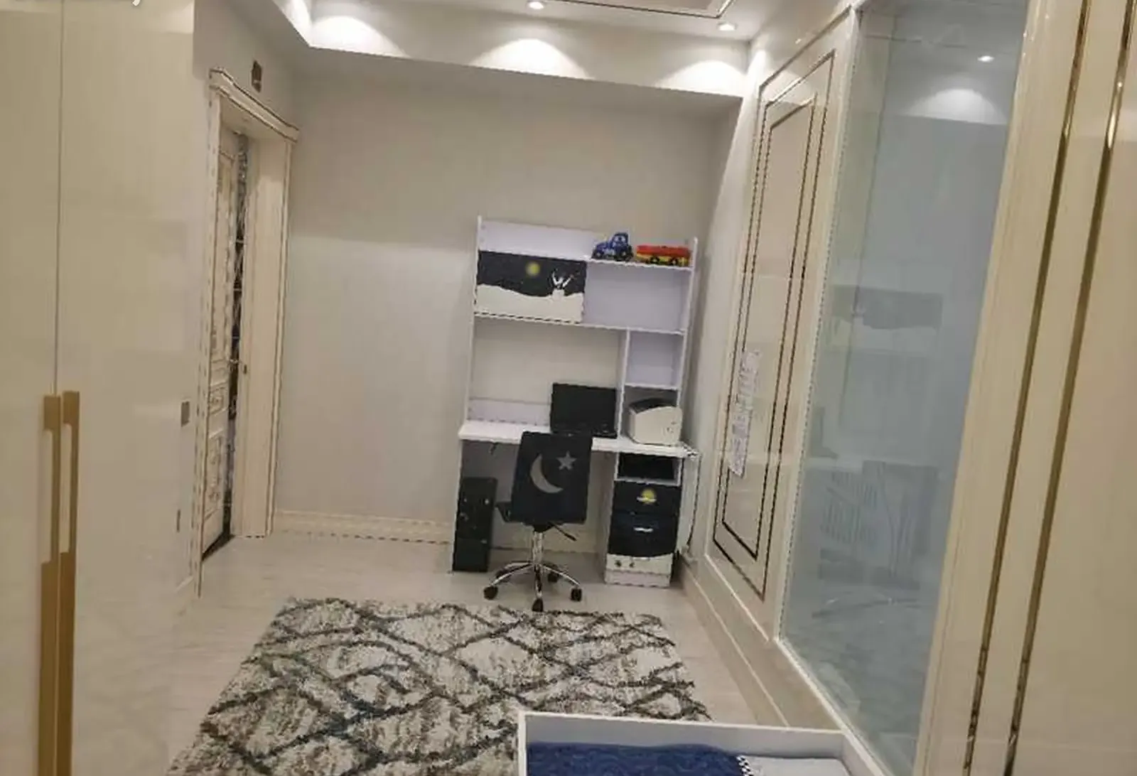 4-комн. квартира, 10 этаж, 147м², И Сомони