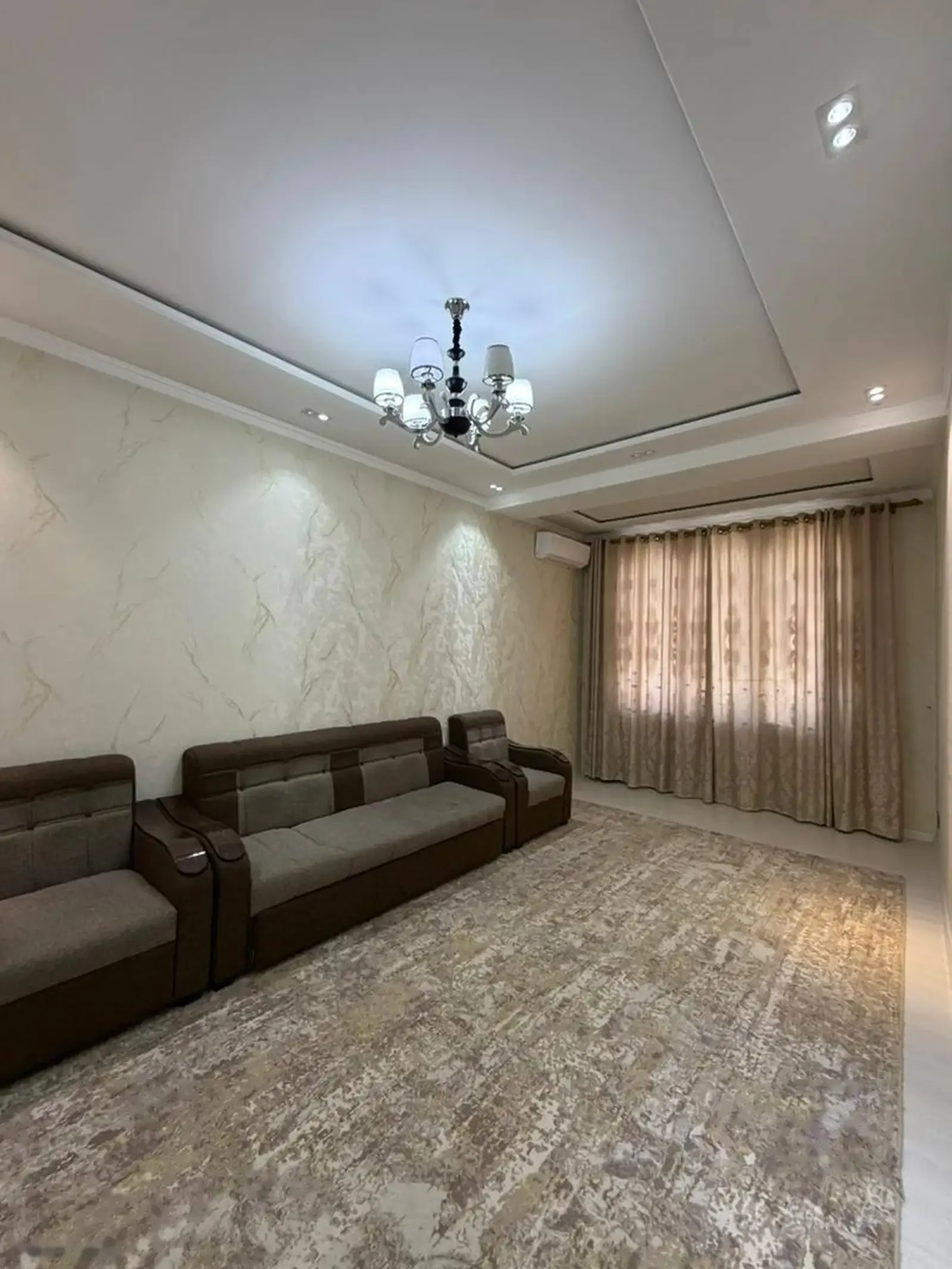 2-комн. квартира, 12 этаж, 75м², Шохмансур