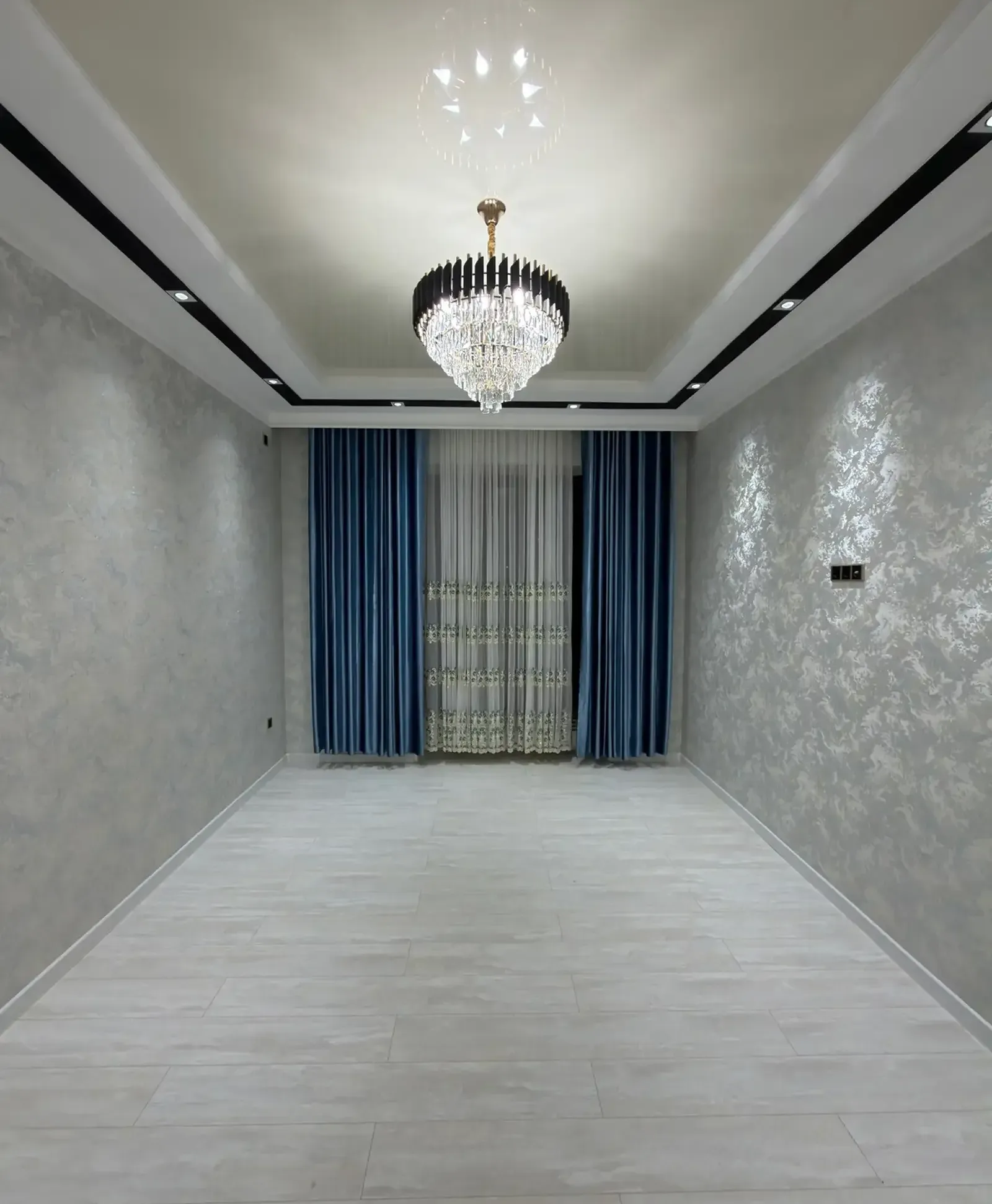 2-комн. квартира, 18 этаж, 60м², Шохмансур, Айни