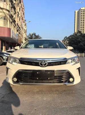 Toyota Camry, 2016