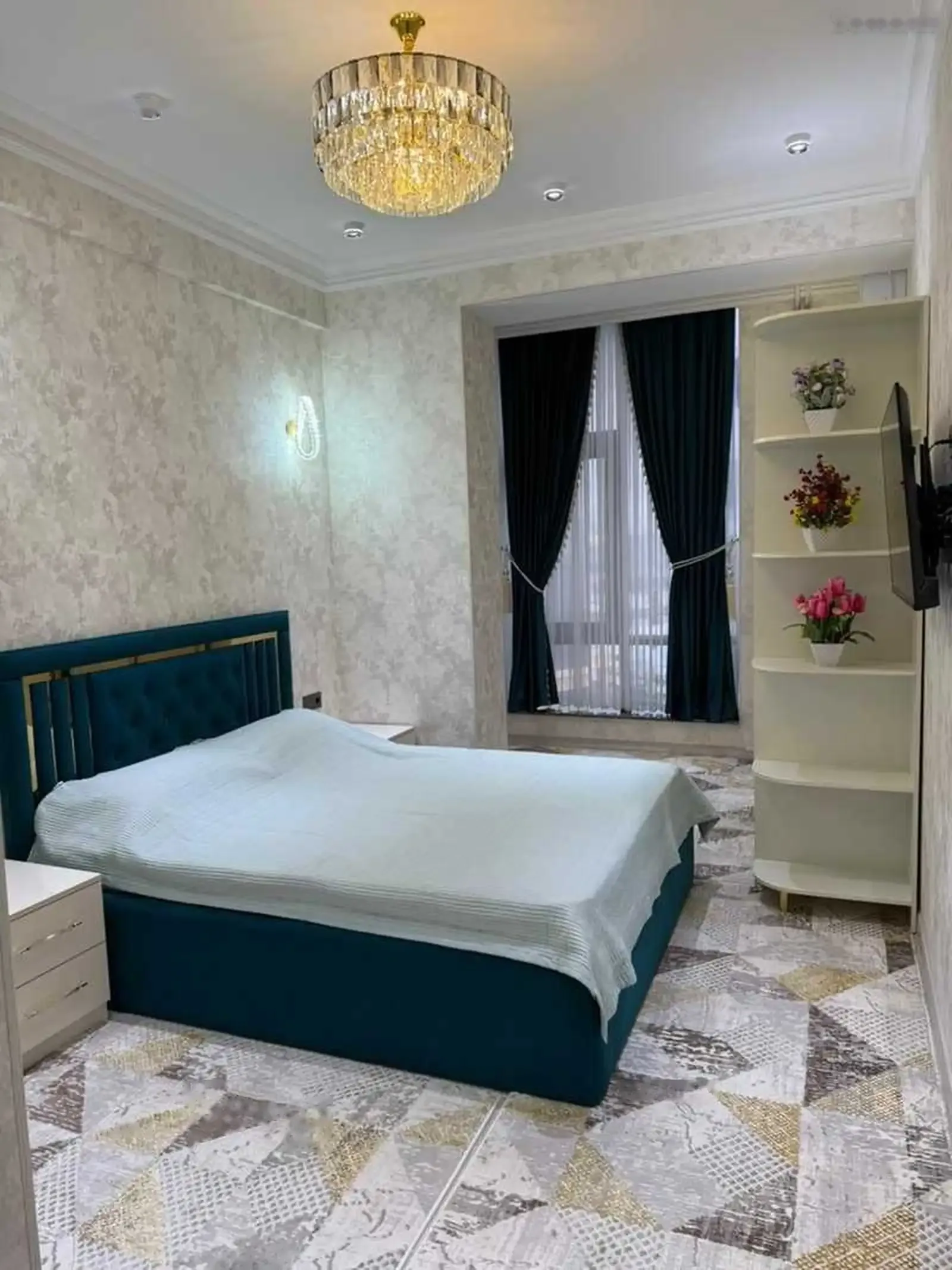 2-комн. квартира, 6 этаж, 73м², Пединститут, доми Сафо