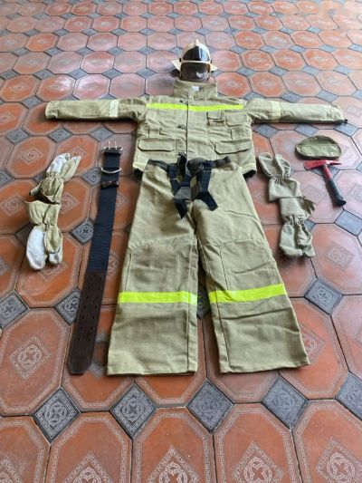 Пожарный костюм