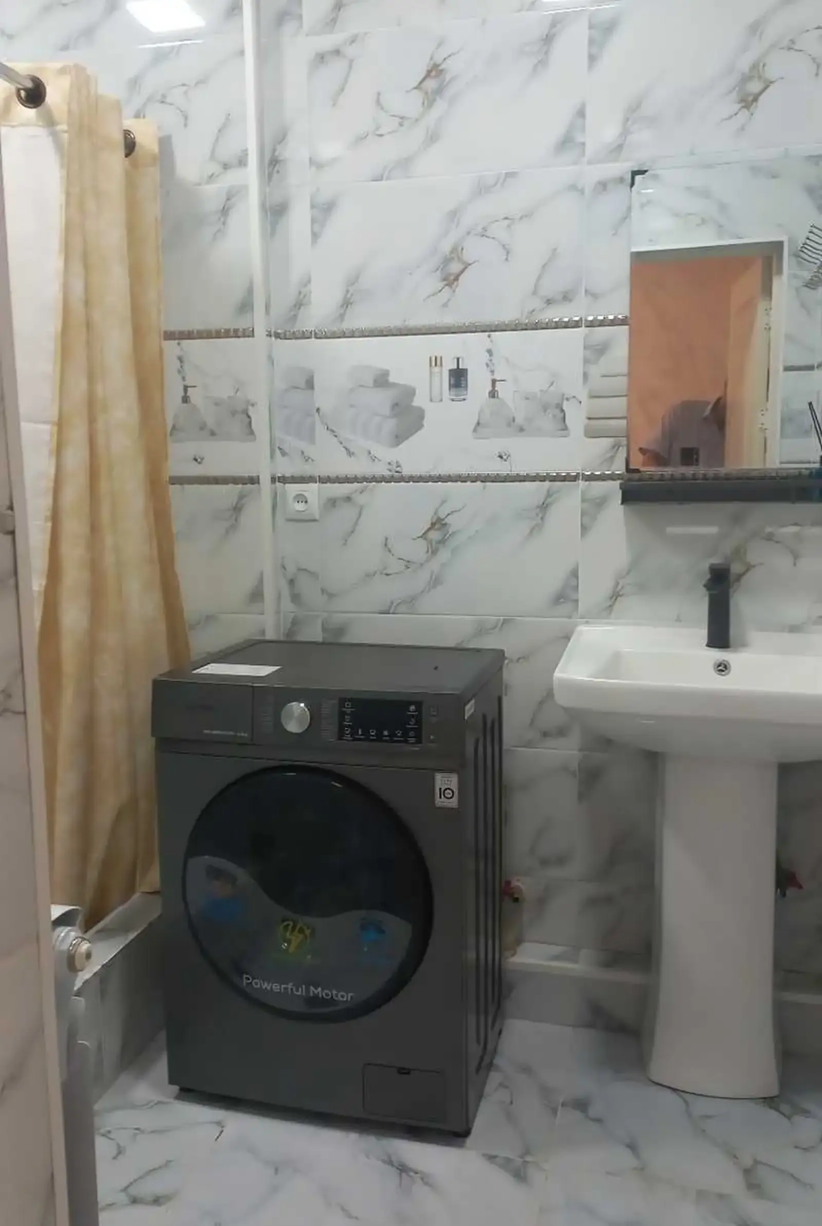 2-комн. квартира, 5 этаж, 68м², 92 мкр