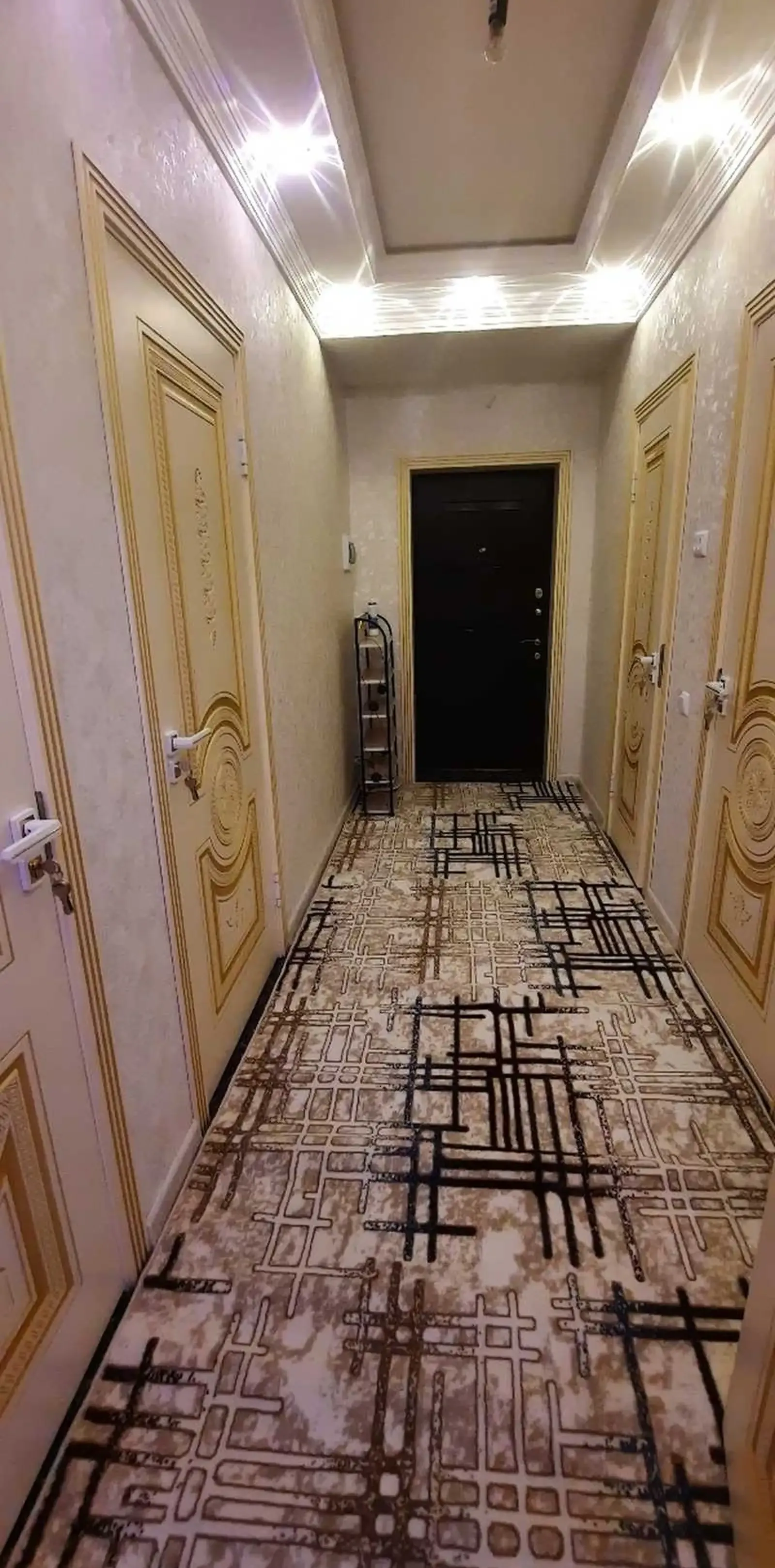 3-комн. квартира, 3 этаж, 70м², Молодежный