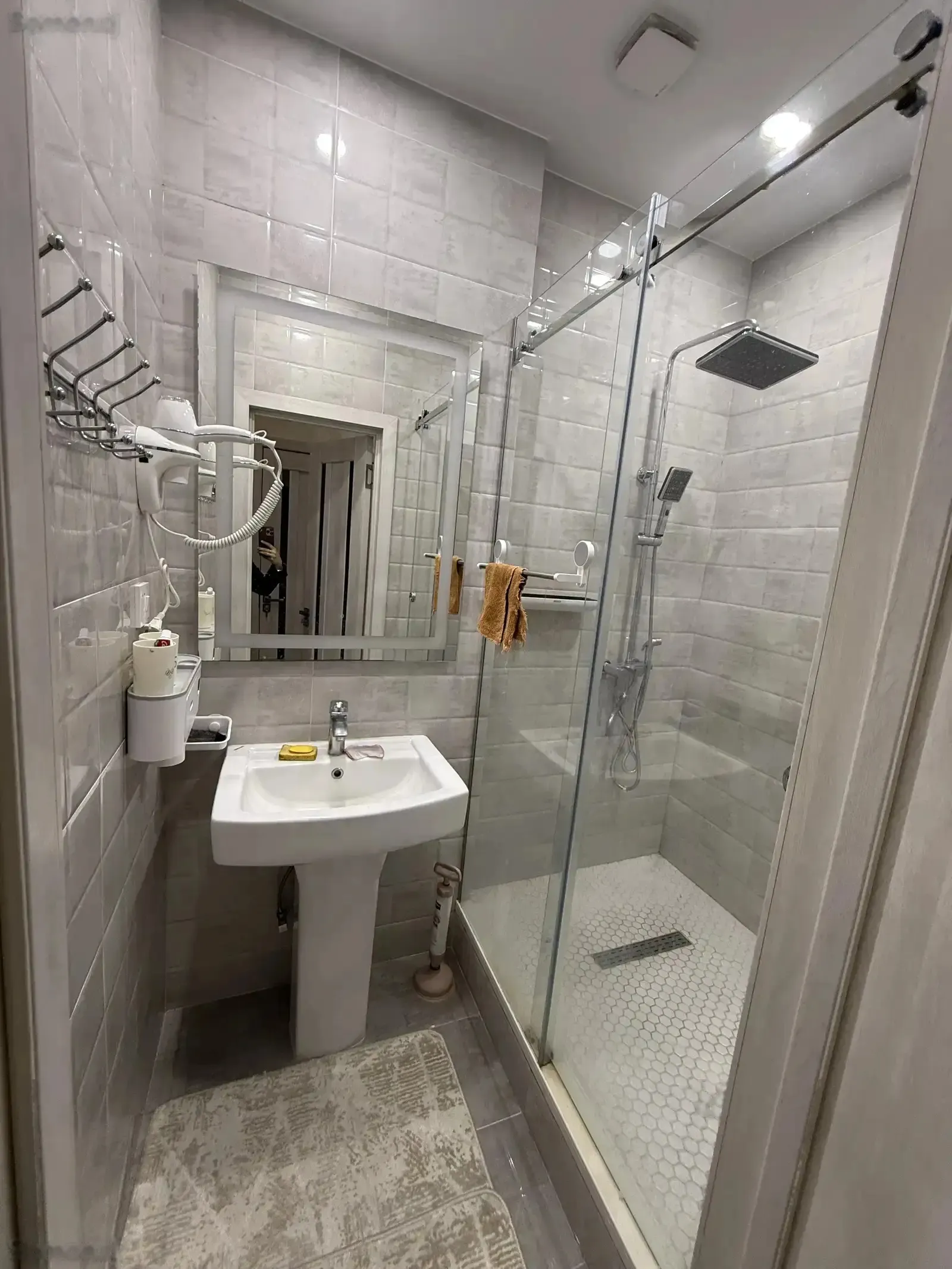 2-комн. квартира, 10 этаж, 60м², Сино