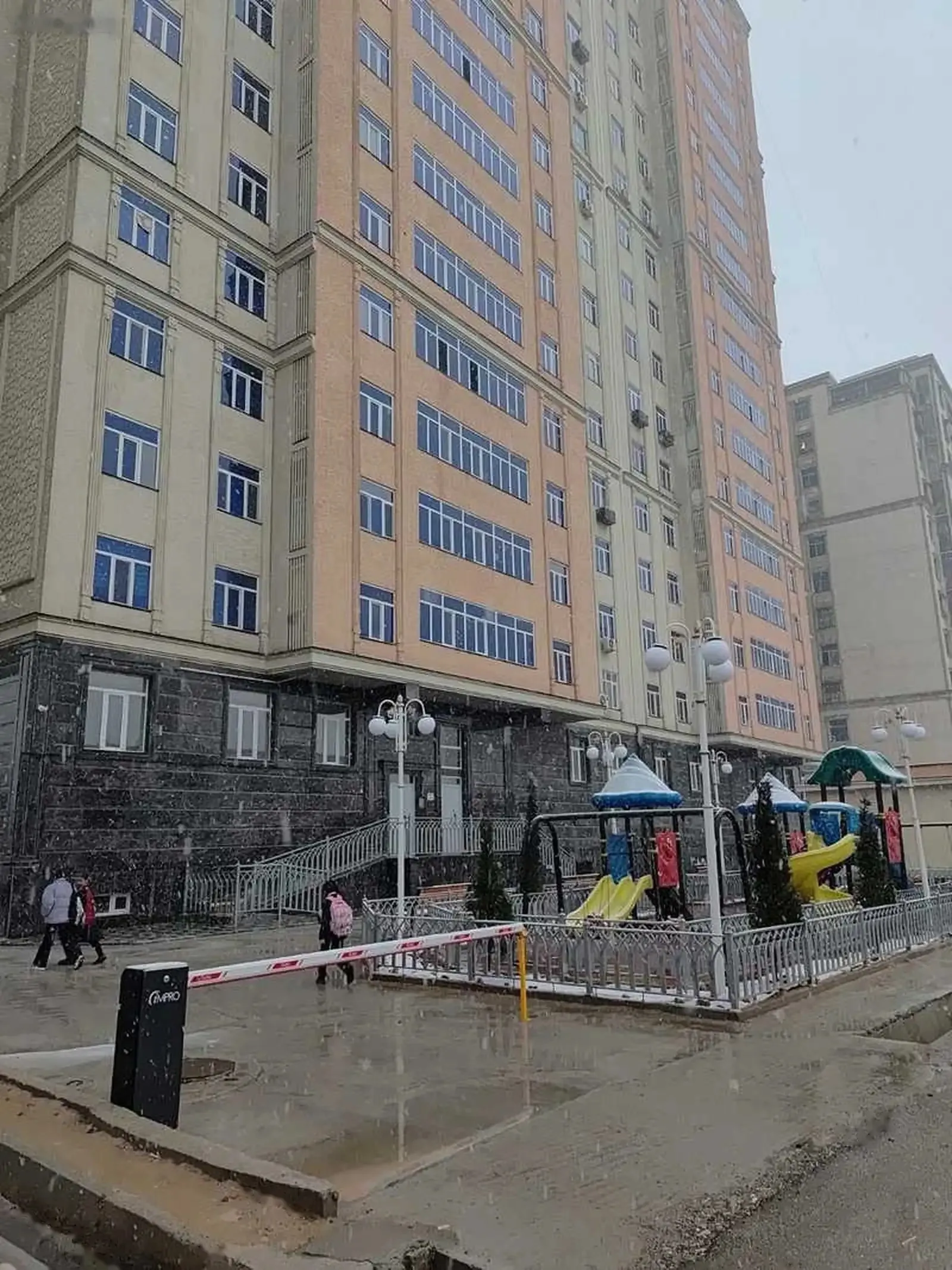 2-комн. квартира, 4 этаж, 52м², 46мкр